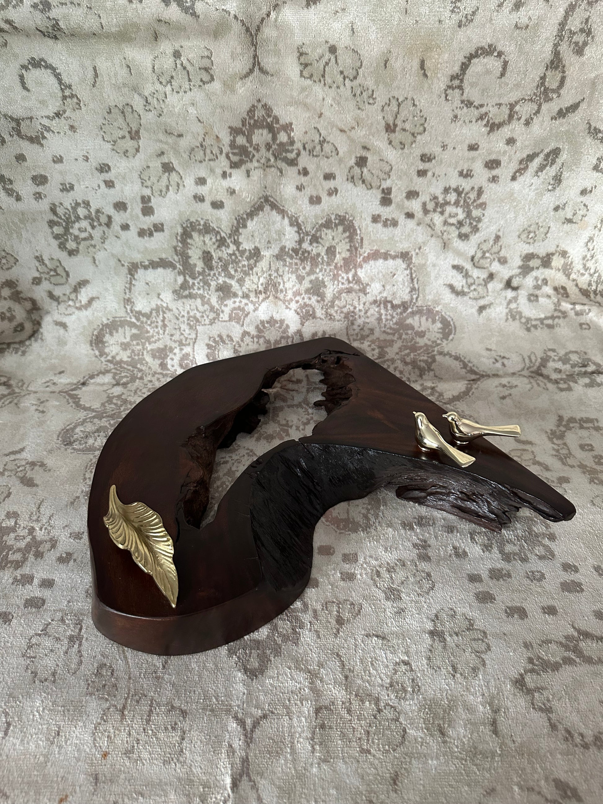 2 humming birds + leaf sculpture 290