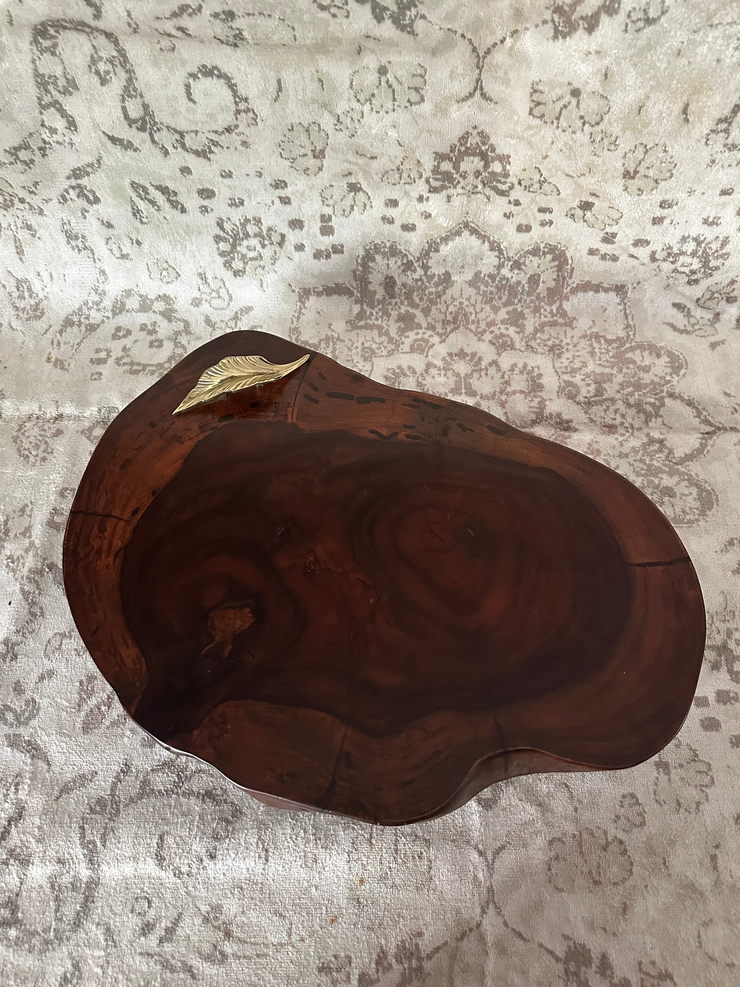 Cake plate with leaf knob C04