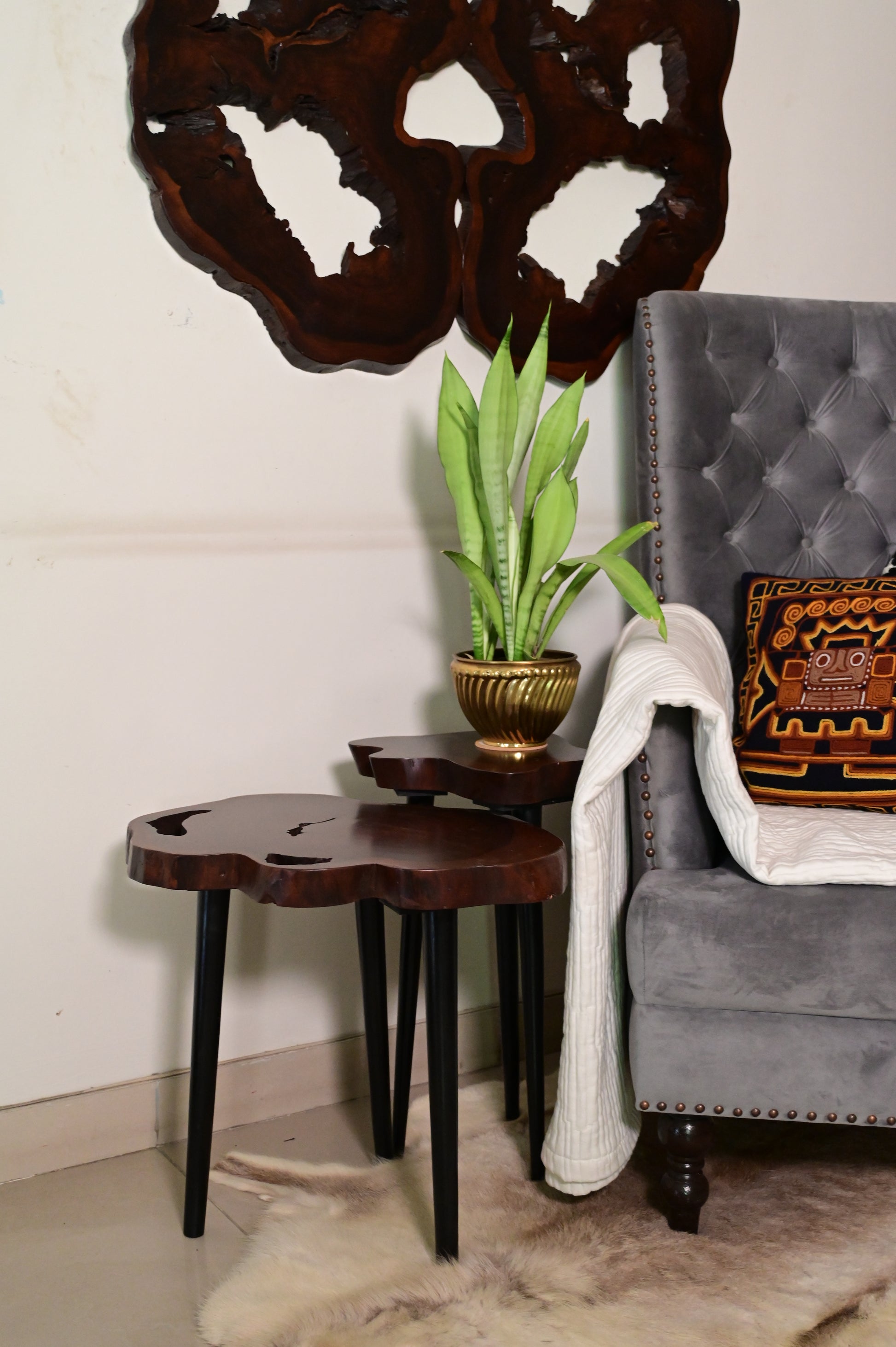 Nesting Table Set of 2 With Golden Legs
