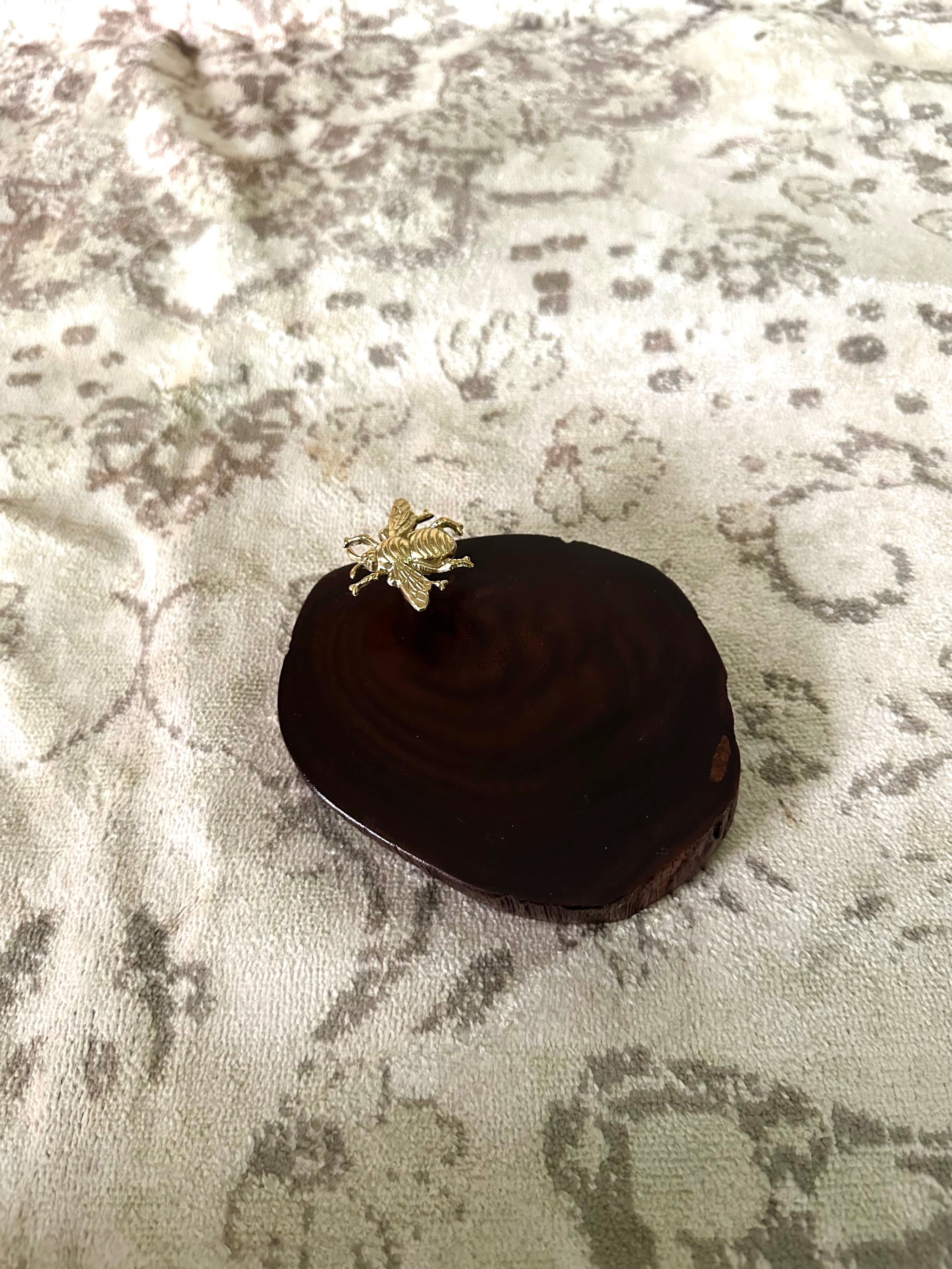 Bumble bee coaster - cs.33