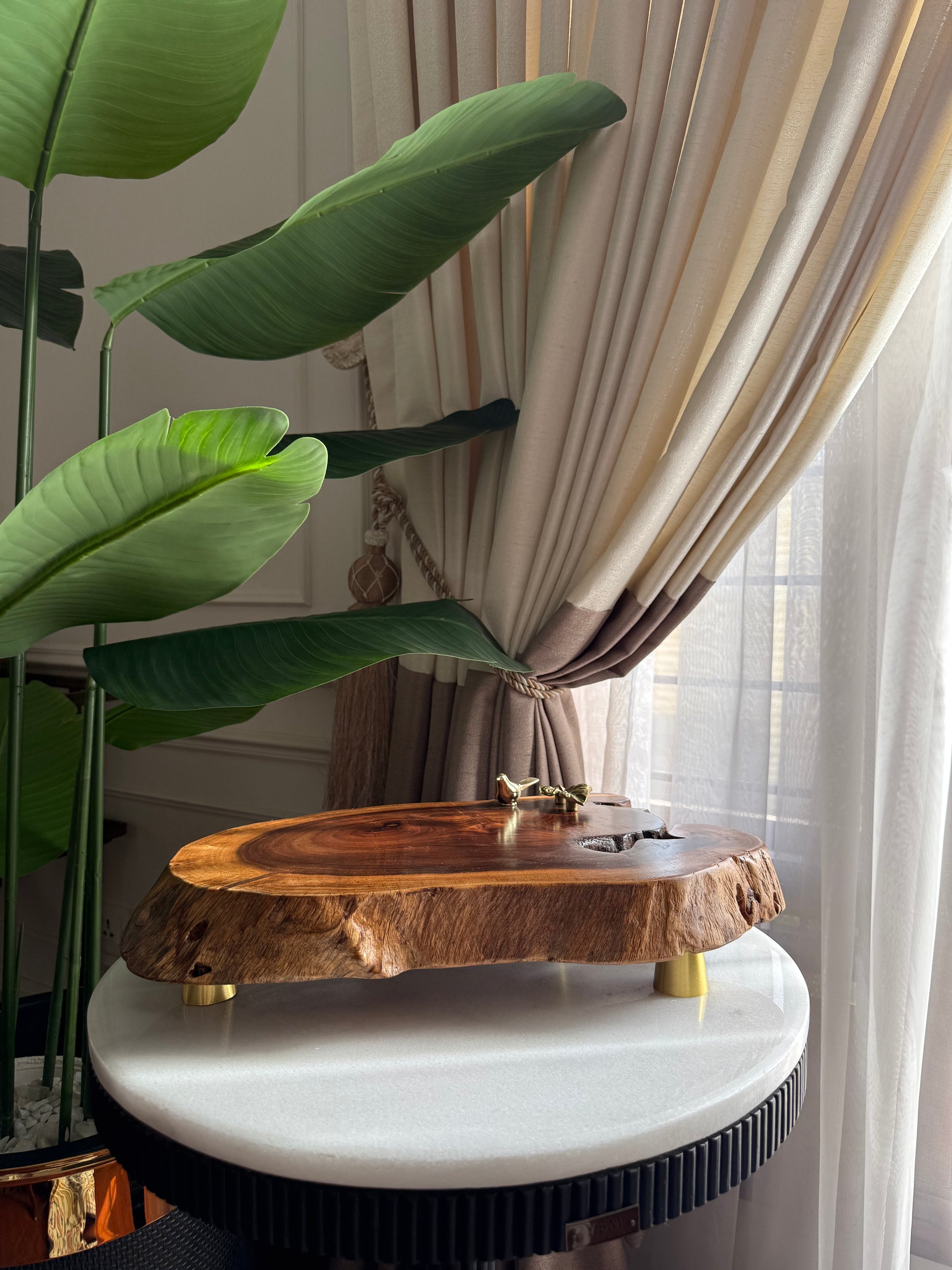 Bird with pan leaf Tray/Platter (elevated) 431