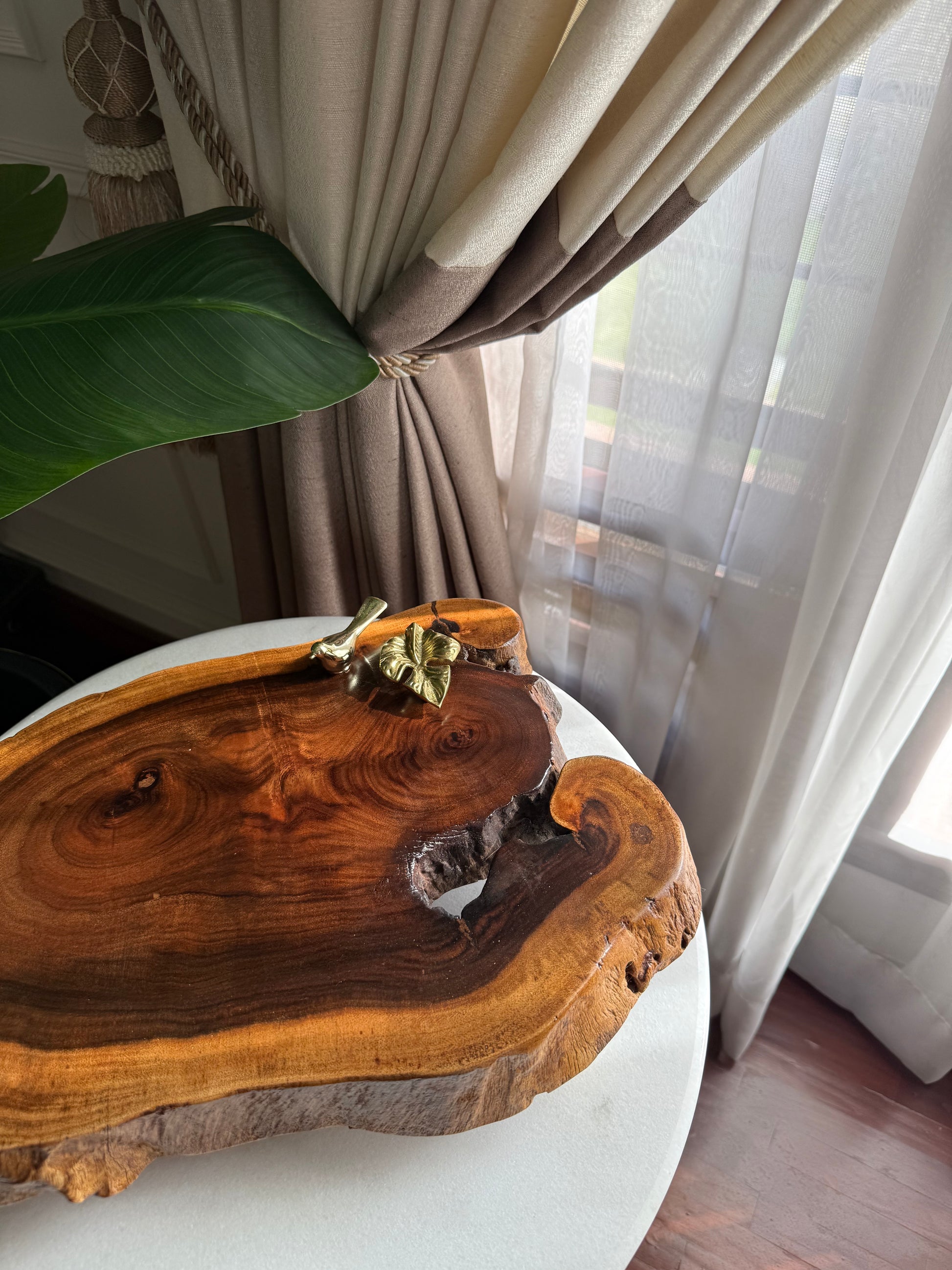Bird with pan leaf Tray/Platter (elevated) 431