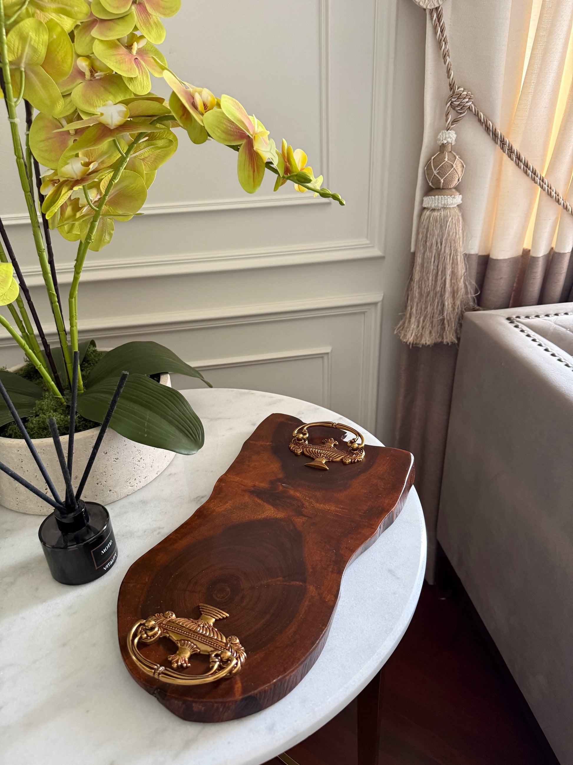 Italian knob Tray/ Platter 425