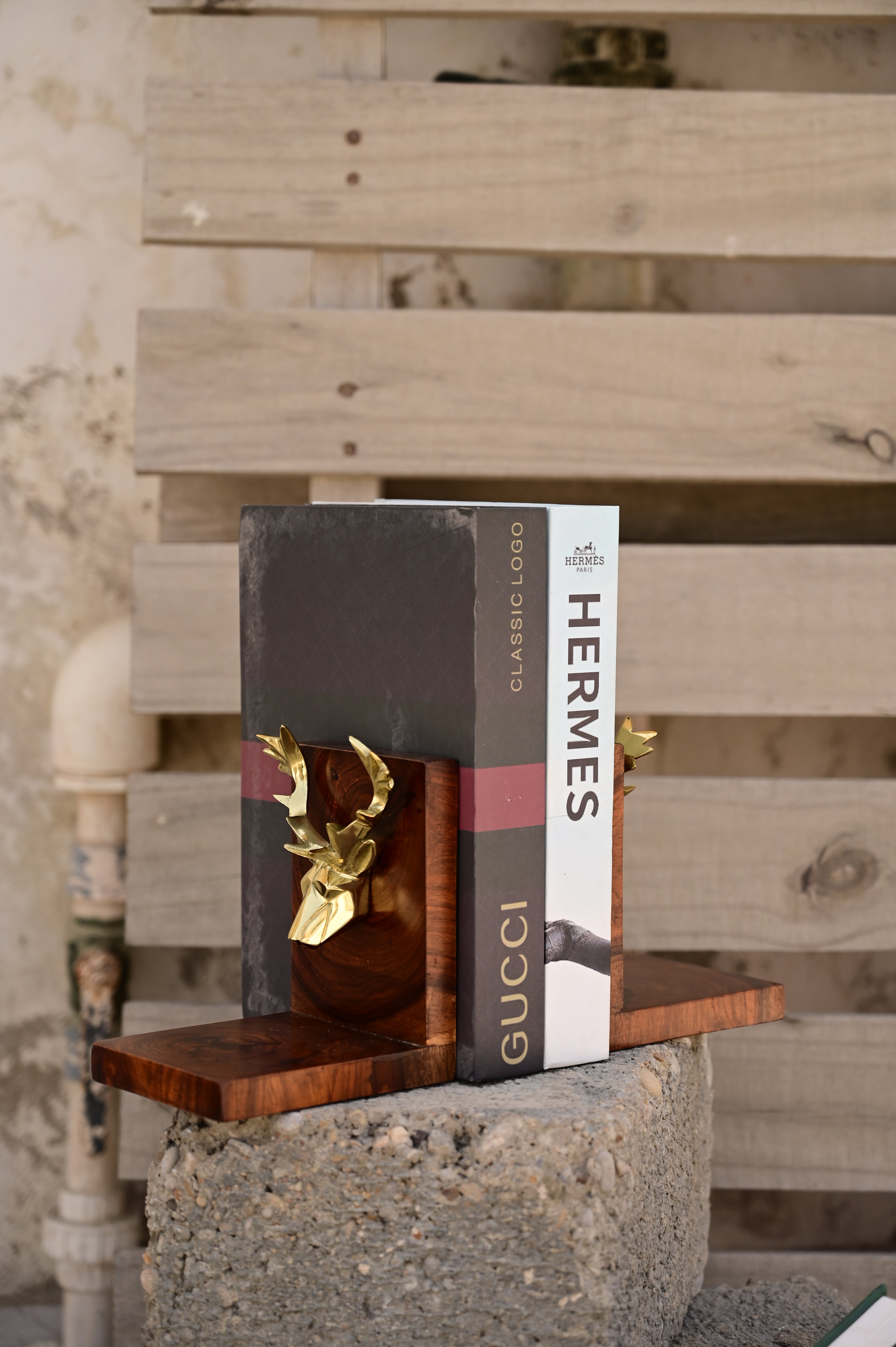 Deer head bookend set