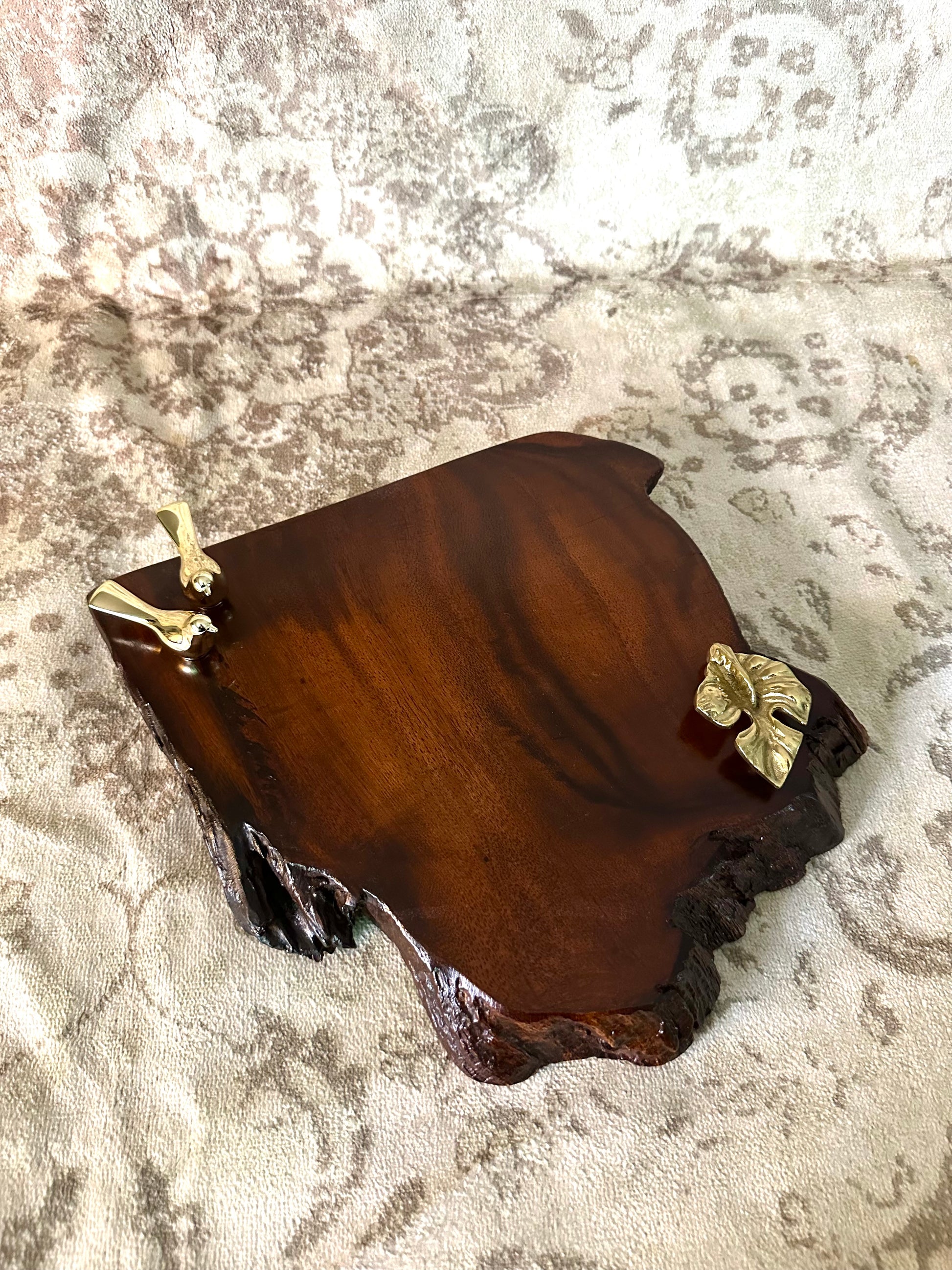 Humming birds with pan leaf platter/ Tray - 373