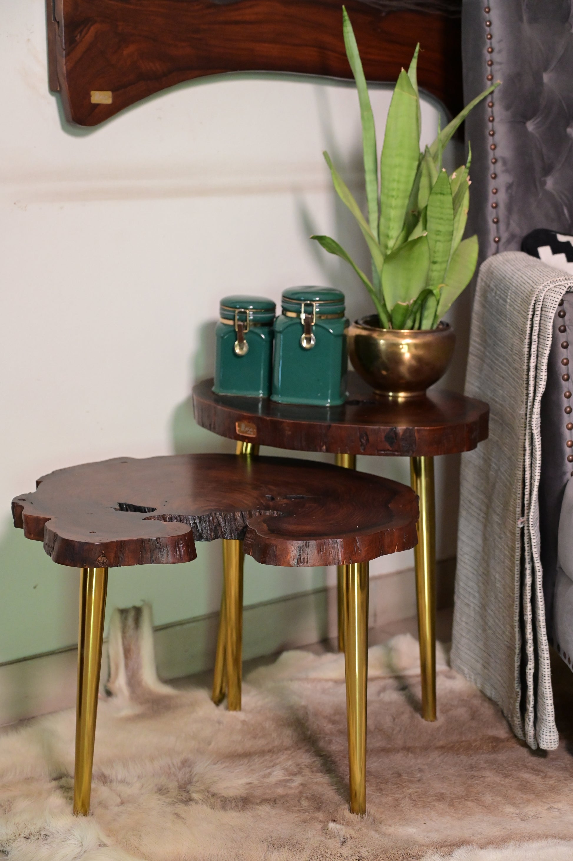 Nesting Table Set of 2 With Golden Legs